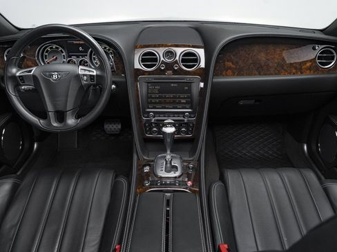 Used 2014 Bentley Flying Spur W12 image 2