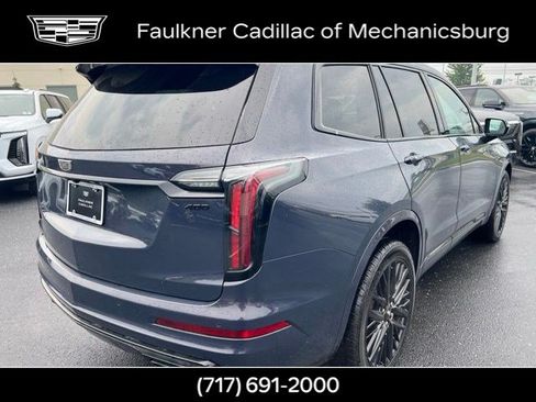 Used 2024 Cadillac XT6 Sport w/ LPO, ONYX Package AWD/4WD image 6