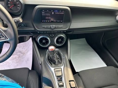 Used 2021 Chevrolet Camaro LT w/ RS Package RWD image 9