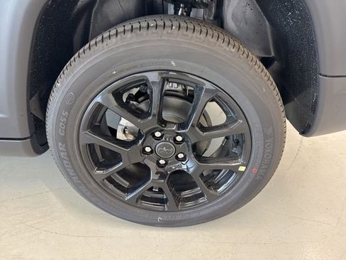 New 2026 Jeep Compass Latitude w/ Quick Order Package 29K image 5