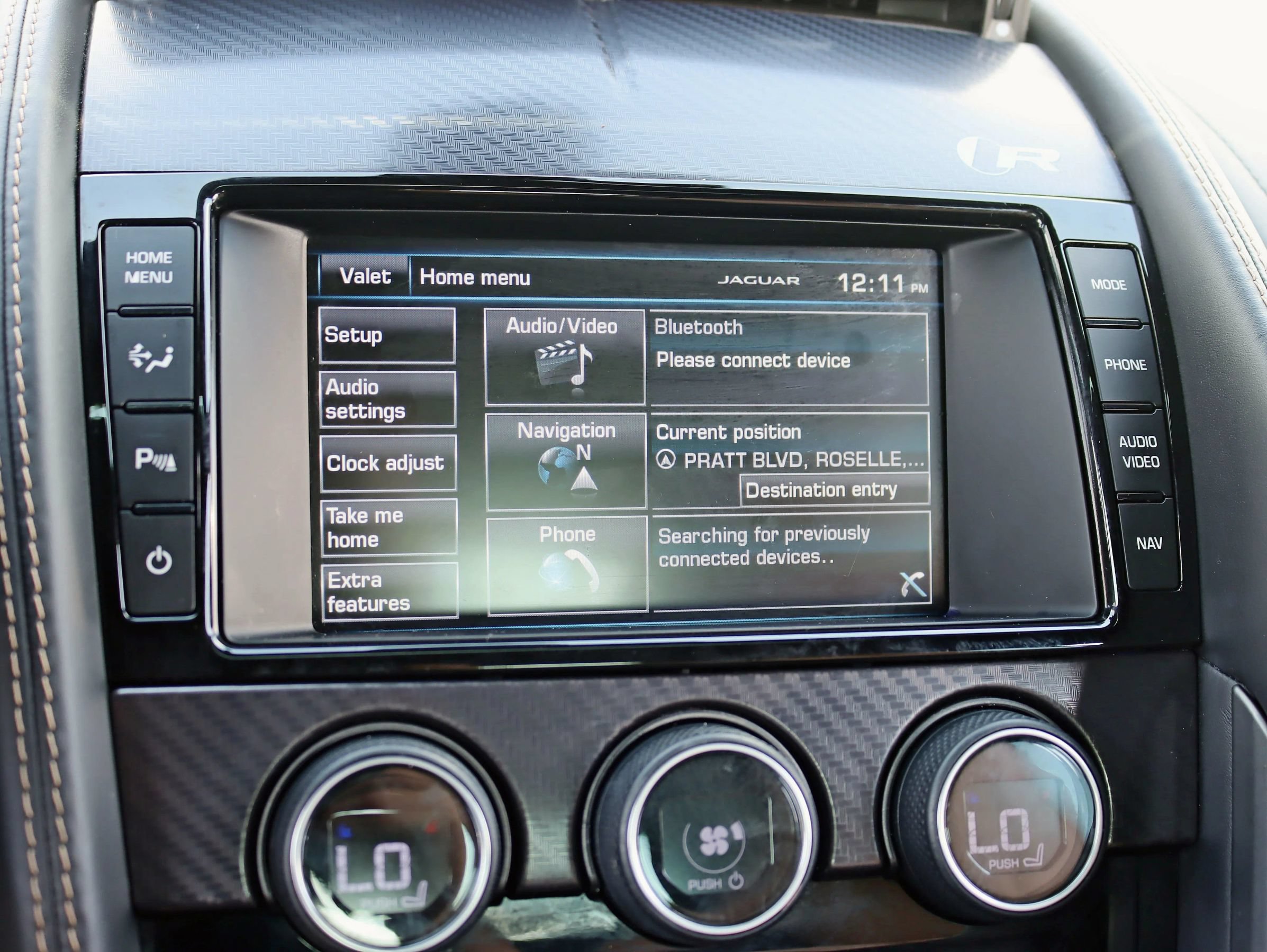 Used 2015 Jaguar F-TYPE R RWD image 23