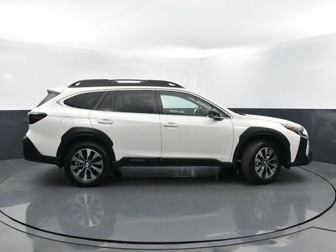Certified 2023 Subaru Outback Limited image 43