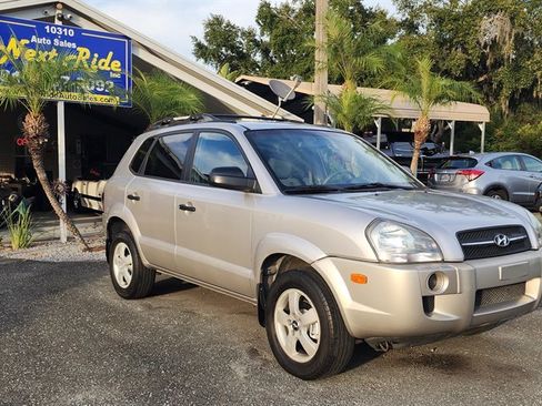 Used 2006 Hyundai Tucson GL image 2
