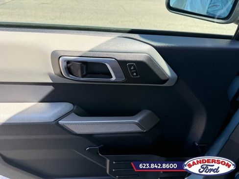 Used 2023 Ford Bronco Badlands AWD/4WD image 11