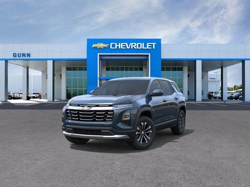 New 2026 Chevrolet Equinox LT image 8