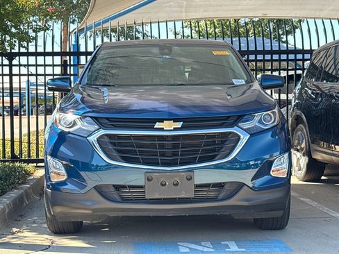 Used 2021 Chevrolet Equinox LT FWD image 2