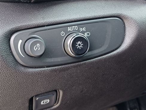 Used 2021 Chevrolet Blazer LT AWD/4WD image 11
