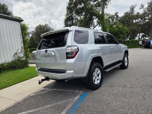 Used 2016 Toyota 4Runner SR5 image 11