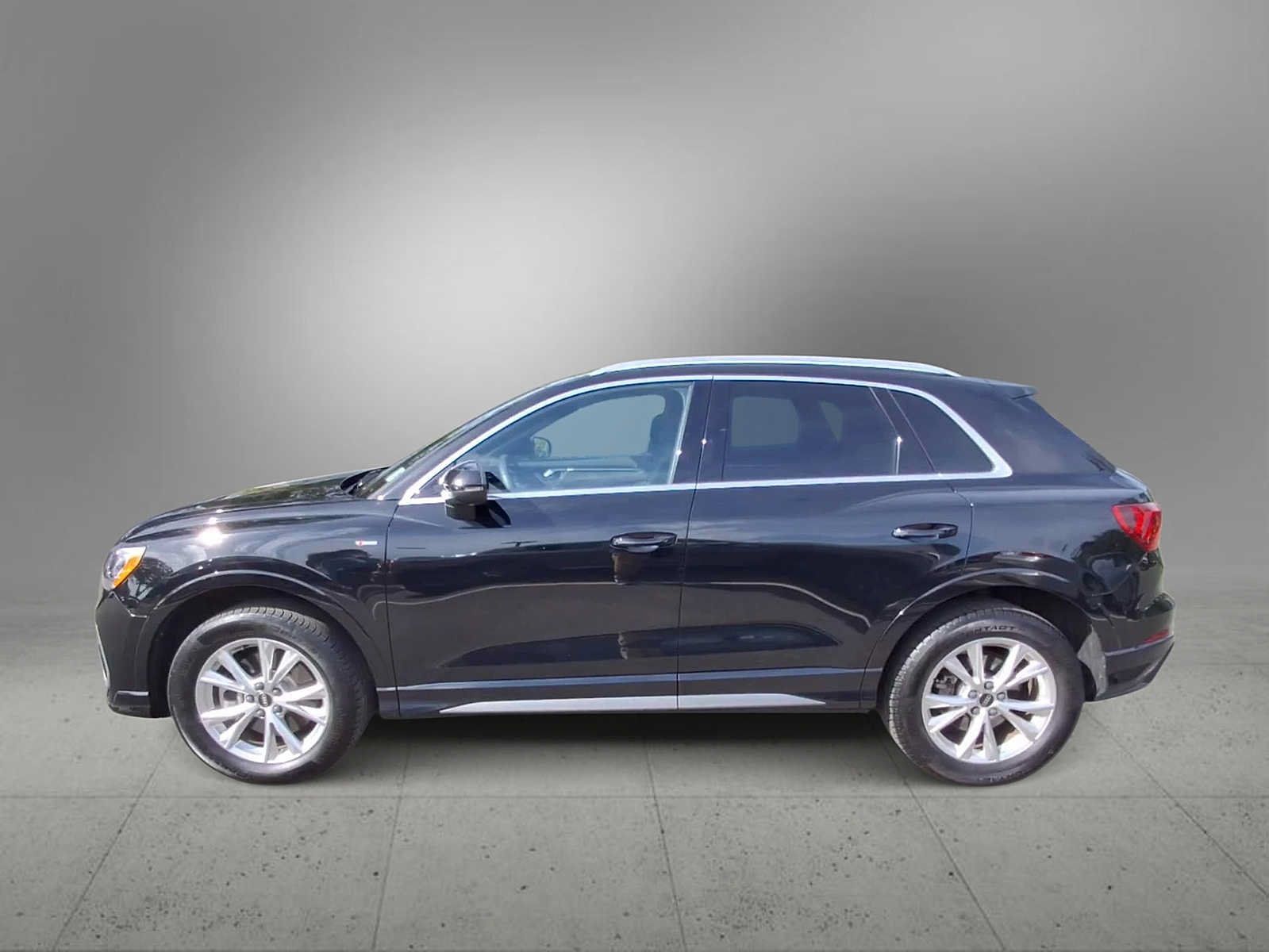 Used 2022 Audi Q3 2.0T Premium AWD/4WD image 5