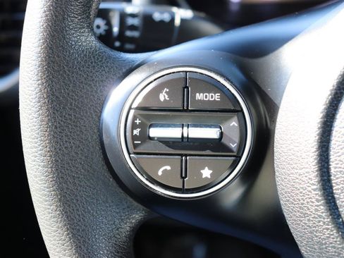 Used 2023 Kia Soul LX FWD image 26