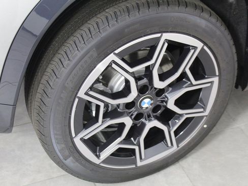 Used 2025 BMW X1 xDrive28i w/ Convenience Package image 9