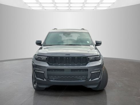 New 2025 Jeep Grand Cherokee L Limited w/ Luxury Tech Group II image 2