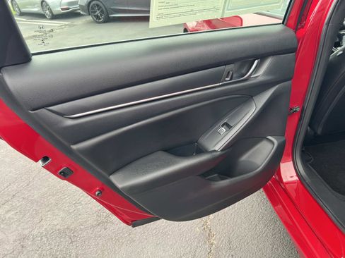 Certified 2019 Honda Accord Sport image 18