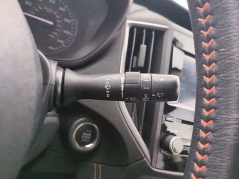 Used 2023 Subaru Crosstrek 2.0i Premium image 28