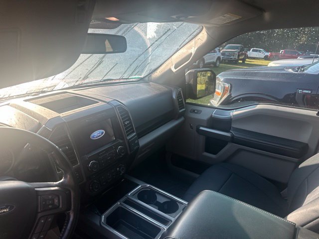 Used 2017 Ford F150 XLT w/ Equipment Group 302A Luxury AWD/4WD image 13