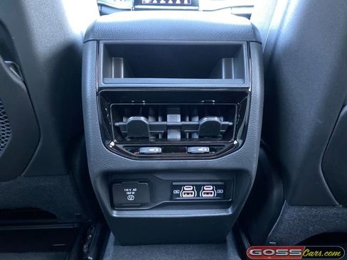 New 2025 Jeep Grand Cherokee Laredo X w/ Luxury Tech Group I image 22