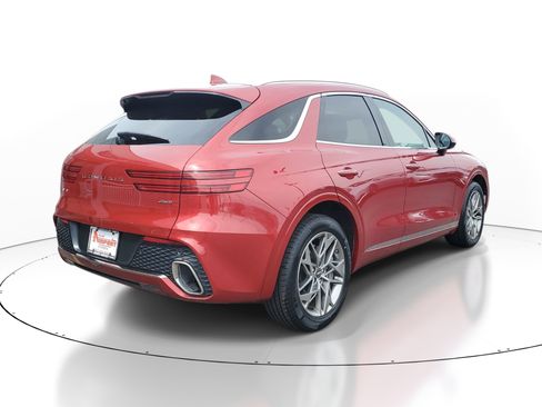 Used 2025 Genesis GV70 2.5T AWD/4WD image 4