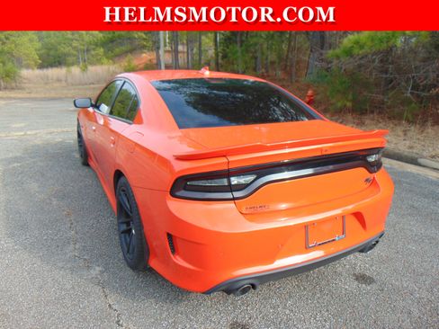 Certified 2022 Dodge Charger R/T image 9