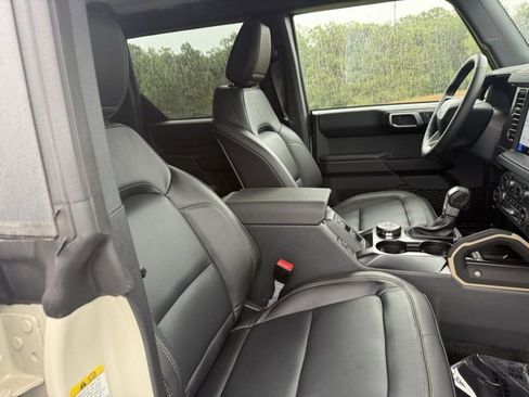 New 2025 Ford Bronco Badlands image 42