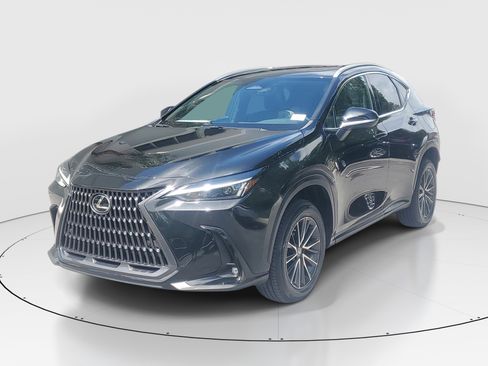 Used 2023 Lexus NX 350 AWD image 3