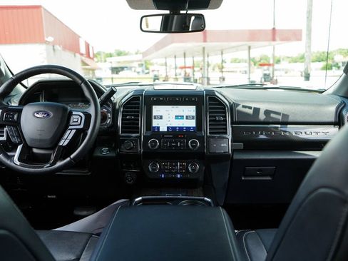 Used 2020 Ford F250 Lariat w/ Lariat Ultimate Package AWD/4WD image 10