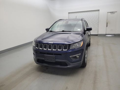 Used 2018 Jeep Compass Latitude w/ Popular Equipment Group FWD image 15
