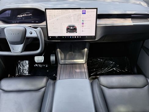 Used 2021 Tesla Model X Long Range AWD/4WD image 2