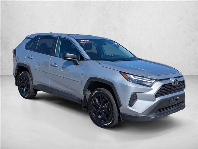 Used 2024 Toyota RAV4 LE FWD image 3