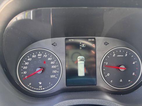 Used 2024 Mercedes-Benz Sprinter 2500 image 26