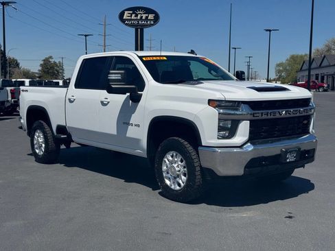 Used 2022 Chevrolet Silverado 2500 LT w/ Fleet Comfort Package AWD/4WD image 3