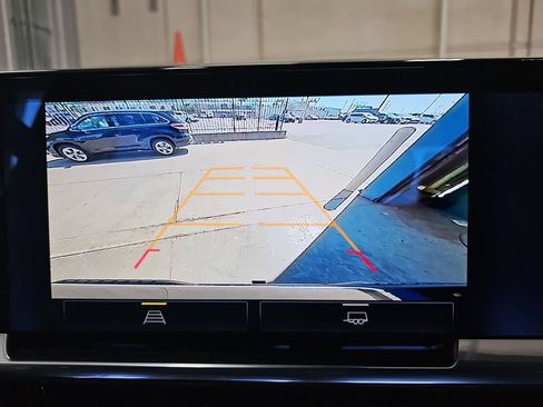 Used 2025 Chevrolet Silverado 1500 LT Trail Boss w/ Protection Package image 22