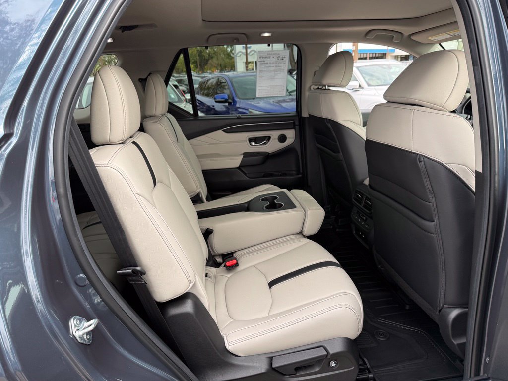Certified 2026 Honda Pilot Touring image 18