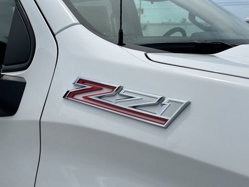 New 2025 Chevrolet Silverado 1500 RST w/ Convenience Package II image 29