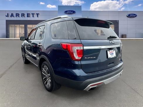 Used 2016 Ford Explorer Platinum AWD/4WD image 3