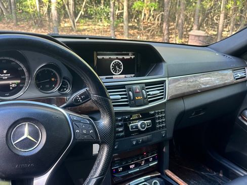 Used 2013 Mercedes-Benz E 350 BlueTEC Sedan w/ Premium 1 Pkg image 12