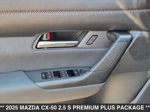 Used 2025 MAZDA CX-50 AWD 2.5 S w/ Accent Package image 10