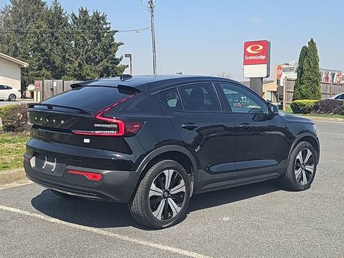 Used 2023 Volvo C40 P8 Recharge Plus image 12