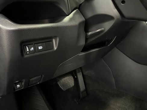 Certified 2025 Toyota RAV4 XLE AWD/4WD image 15