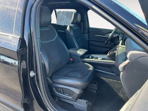 Used 2025 Ford Explorer ST AWD/4WD image 10