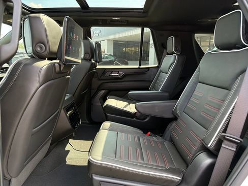 Used 2026 GMC Yukon AT4 Ultimate AWD/4WD image 37