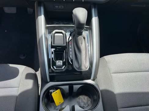 New 2025 Chevrolet Colorado W/T w/ WT Custom Package image 15