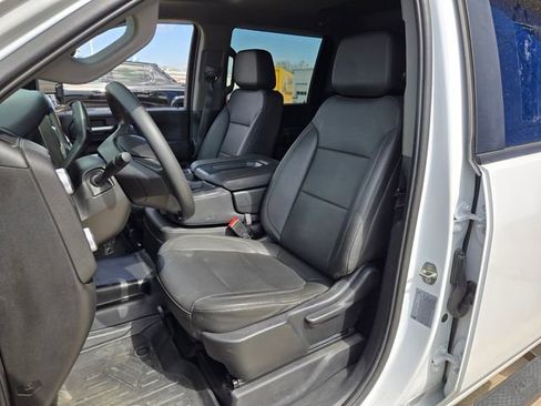 Used 2023 GMC Sierra 3500 Pro w/ Convenience Package image 11