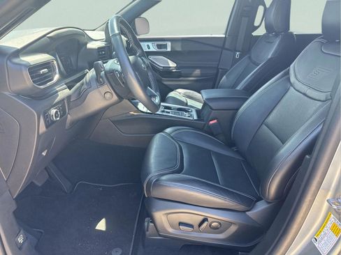 Used 2024 Ford Explorer ST w/ Equipment Group 401A AWD/4WD image 21