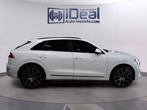 Used 2021 Audi Q8 Prestige AWD/4WD image 6
