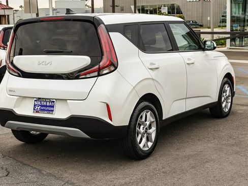 Used 2024 Kia Soul LX w/ Option Group 015 image 6