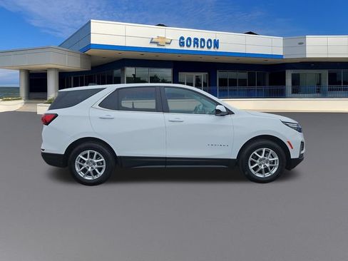 Used 2024 Chevrolet Equinox LT AWD/4WD image 6