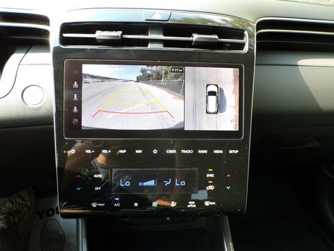 Certified 2024 Hyundai Tucson Limited AWD/4WD image 26