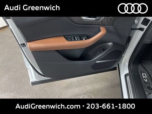 Used 2023 Audi Q7 3.0T Premium Plus w/ Premium Plus Package AWD/4WD image 19
