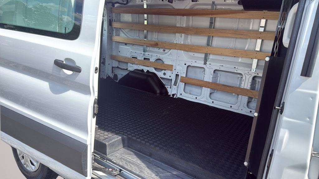 Used 2025 Ford Transit 250 Low Roof w/ Exterior Upgrade Package RWD image 30