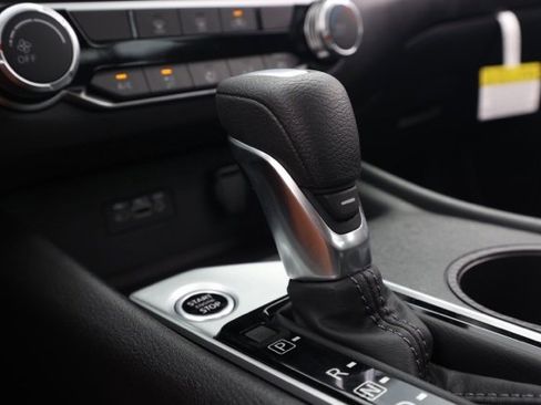 New 2025 Nissan Altima 2.5 S image 30